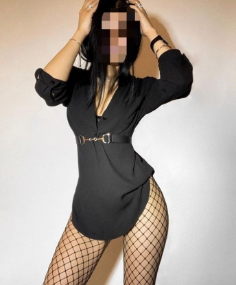 Обладаю богатым опытом и нежностью, которые помогут тебе расслабиться и забыть обо всем. Возможности, которые я предлагаю, включают классический секс, оральный секс, анальный секс, массаж и многое другое. Фото сочного и сексуального тела гарантированы. У меня есть отличные отзывы от предыдущих клиентов, которые восторженно оценивают мои услуги. Я живу в Москве и готова сделать тебя счастливым уже сегодня. Не жди, позвони мне! 😉🔥🌃 4509, 25 лет